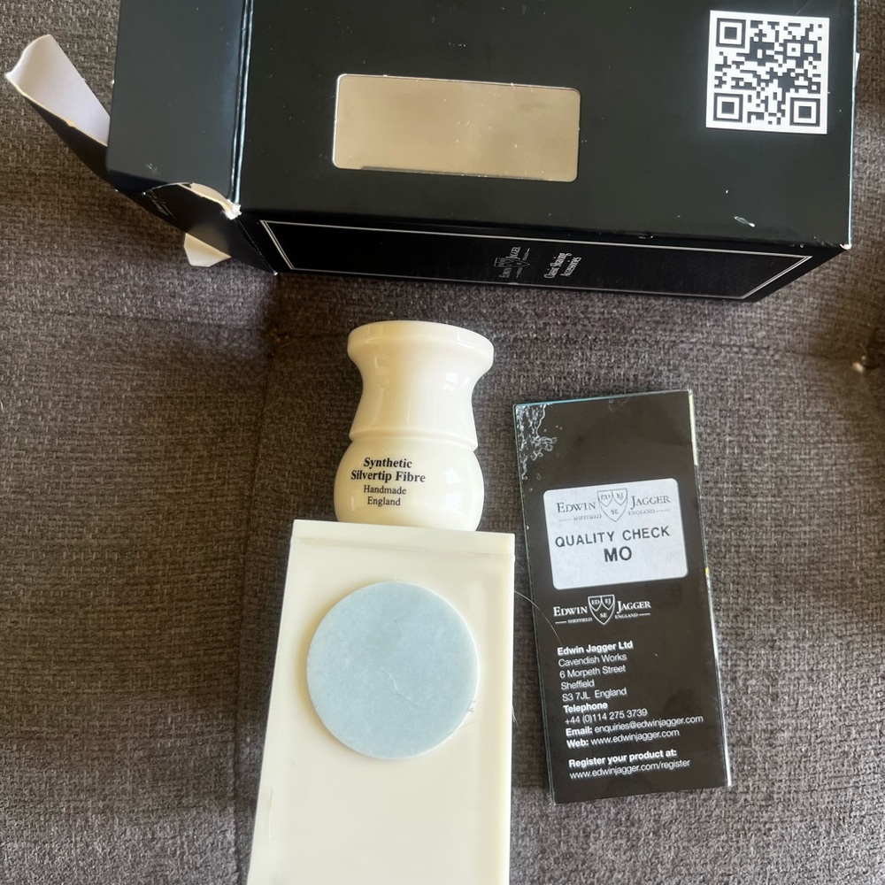 Silver Safety Razor - Picture 3 of 6